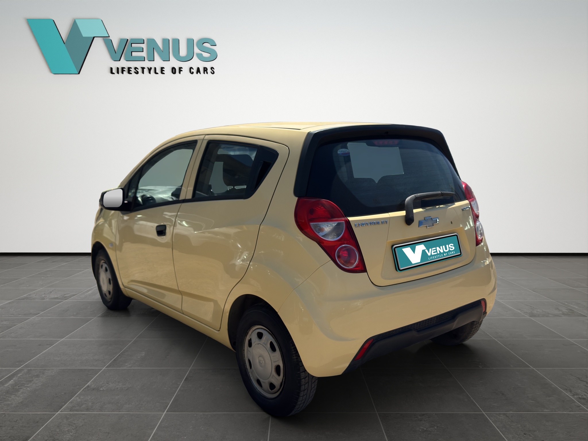 Chevrolet Spark S-Tech II 2015 - 4